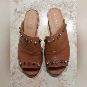 Ron White Slip On Sandals Rust Size 8.5 Leather Upper Beaded EUC